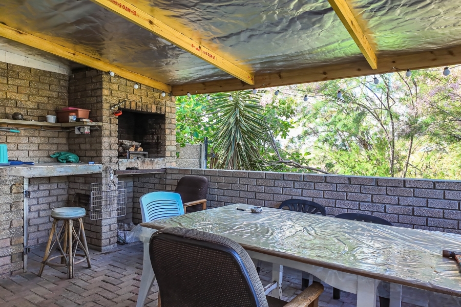 4 Bedroom Property for Sale in Riverside Western Cape